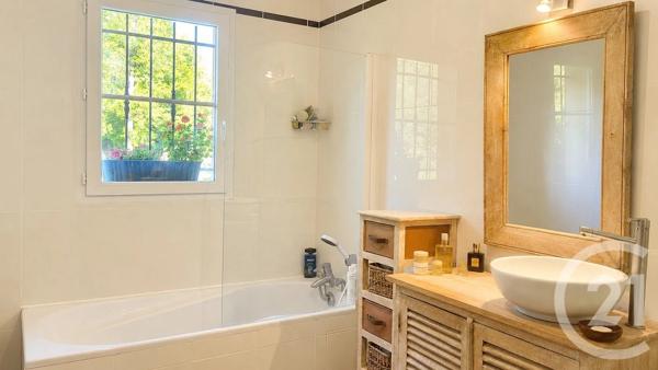Maison à vendre  7 pièces - 143 m 2   MAINTENON  - 28