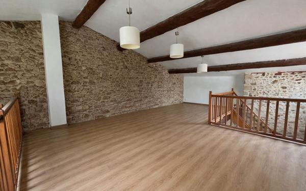 Maison à vendre    4 pièces •  Castres