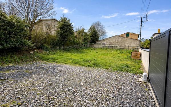 Maison à vendre    4 pièces •  Castres