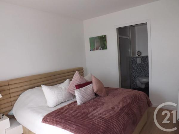 Appartement F3 à vendre  3 pièces - 64 m 2   SAVIGNY SUR ORGE  - 91