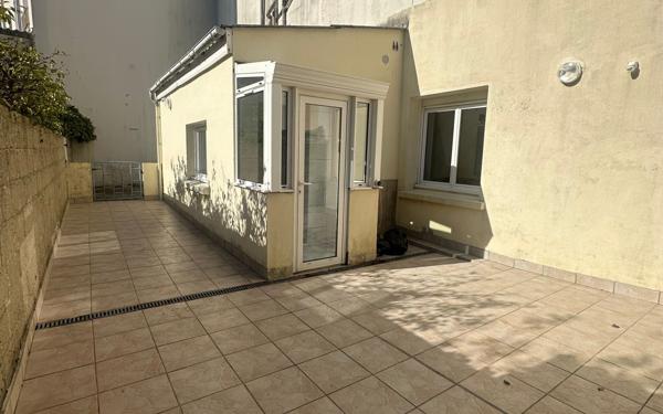 Appartement à louer    2 pièces • 57 m2 Brest