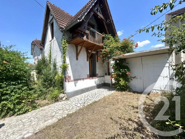 Maison à vendre  6 pièces - 166 m 2   MONTARGIS  - 45