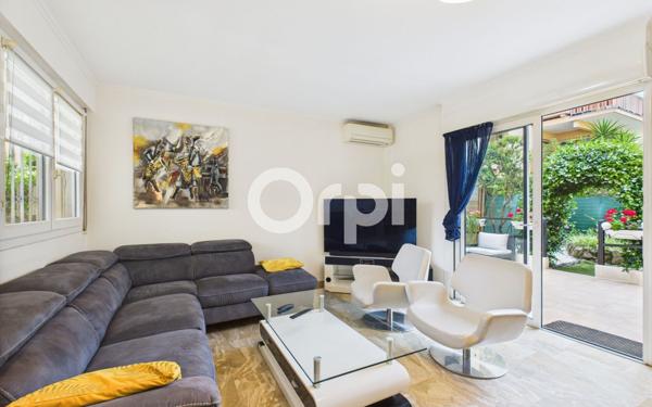 Appartement à vendre    2 pièces • 61 m2 Mandelieu-la-Napoule