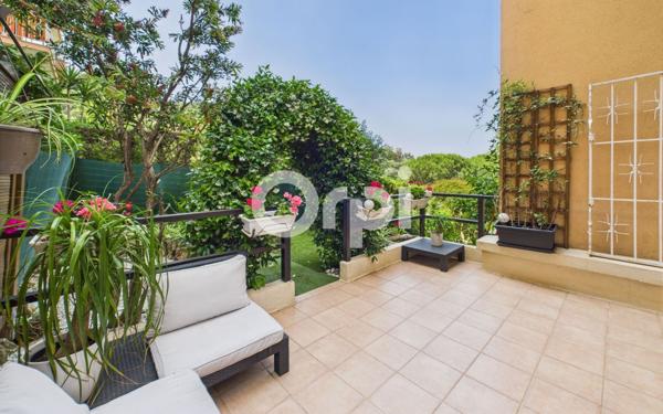 Appartement à vendre    2 pièces • 61 m2 Mandelieu-la-Napoule