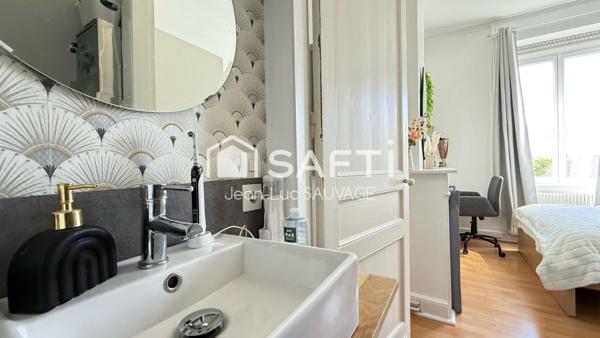 Maison Semi-Bourgeoise centre-ville Avec jardin