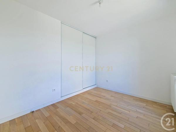 Appartement F3 à vendre  3 pièces - 69,40 m 2   SCEAUX  - 92