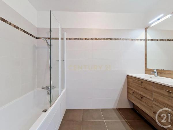 Appartement F3 à vendre  3 pièces - 69,40 m 2   SCEAUX  - 92
