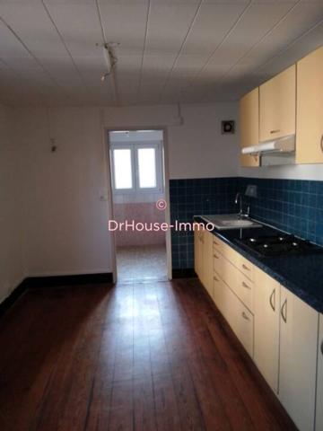 Immeuble à vendre 15 pièces de 317 m²