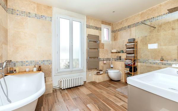 Maison à vendre    5 pièces • 142 m2 Créteil