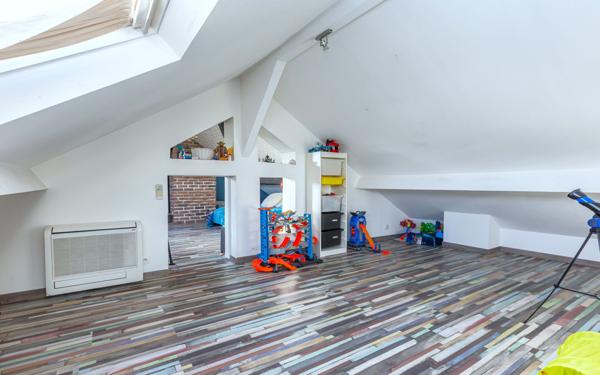 Maison à vendre    5 pièces • 142 m2 Créteil