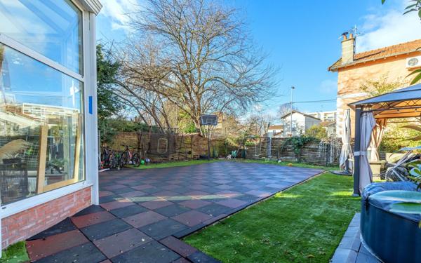 Maison à vendre    5 pièces • 142 m2 Créteil