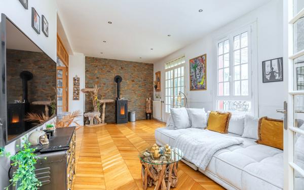 Maison à vendre    5 pièces • 142 m2 Créteil