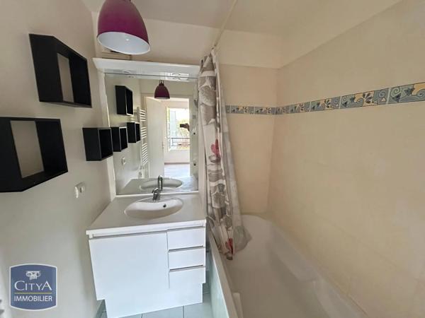 Appartement à louer 2 pièces 42.33m² Mennecy (91540)