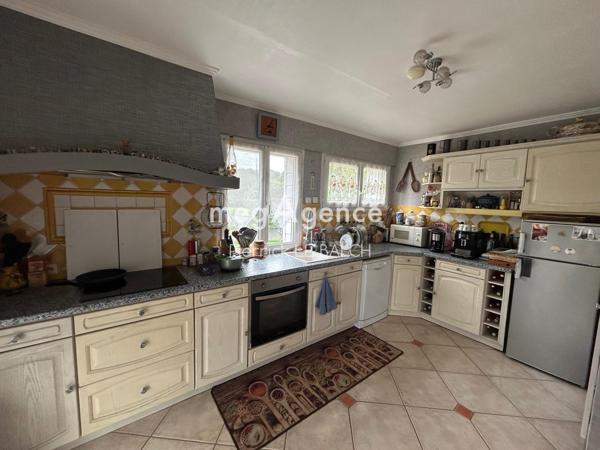 Maison à PLOUBEZRE, 22300 - 7 pièces 151m²