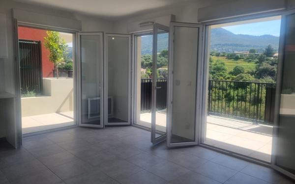 Appartement à vendre    4 pièces • 69,92 m2 Colomars