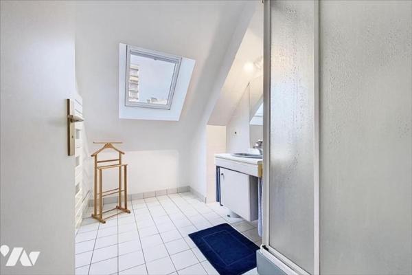 LORIENT centre  - BELLE MAISON Famliale ,  SPACIEUSE AVEC MULTIPLES POSSIBILITÉS