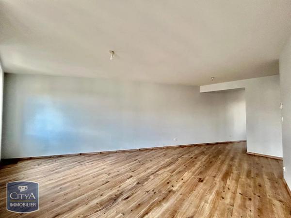 Appartement à louer 3 pièces 69.46m² Saint-Étienne (42000)
