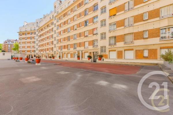 Appartement F2 à vendre  2 pièces - 47,77 m 2   MONTROUGE  - 92