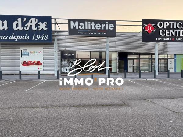 Location Local commercial 405 m2 à L'Isle-d'Abeau