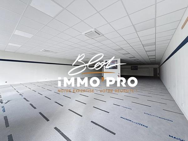 Location Local commercial 405 m2 à L'Isle-d'Abeau