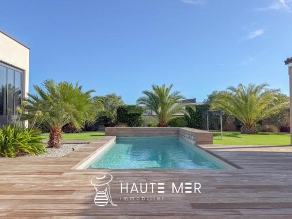 ANTILLES – Villa contemporaine sur plus de 2000 m2 de terrain