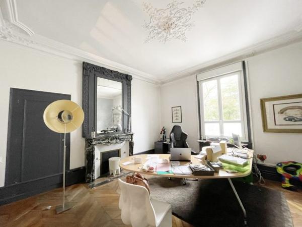 Maison bourgeoise Le Mans Centre ville 241 m²