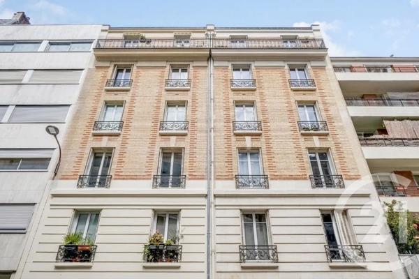 Appartement Studio à vendre  1 pièce - 21,60 m 2   LE KREMLIN BICETRE  - 94