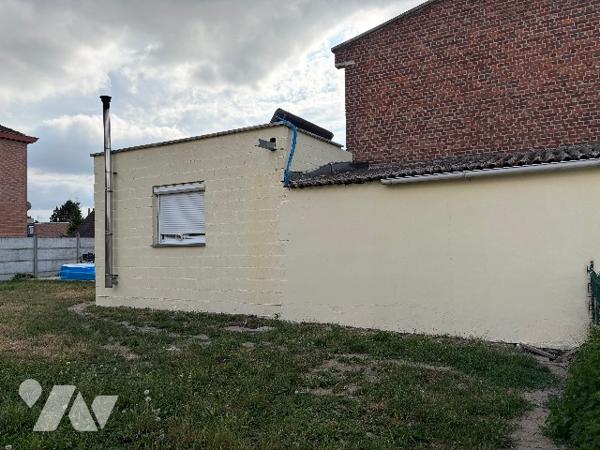 Maison semi individuelle sur une parcelle de 452m²sur la commune de Somain