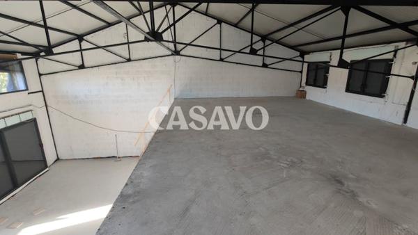 Vente Loft 1 pièce de 170m² - 44340 Bouguenais