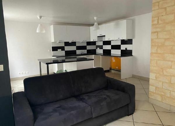 Appartement à louer    1 pièce • 39,40 m2 Melun