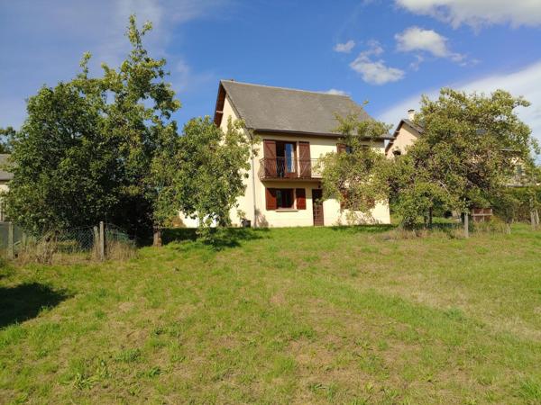 maison avec son jardin