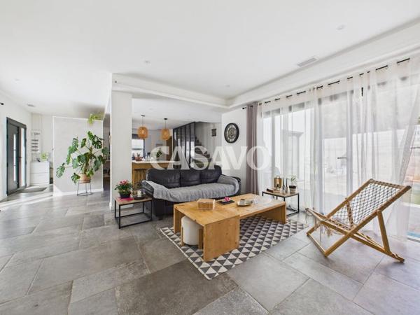 Vente Maison 5 pièces de 175m² - 83720 Trans-en-Provence