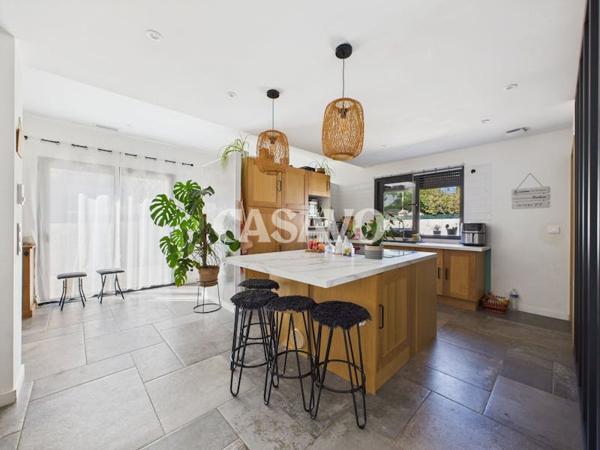 Vente Maison 5 pièces de 175m² - 83720 Trans-en-Provence