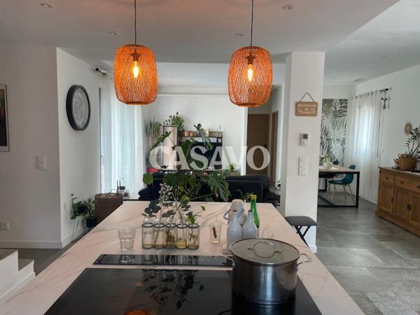 Vente Maison 5 pièces de 175m² - 83720 Trans-en-Provence
