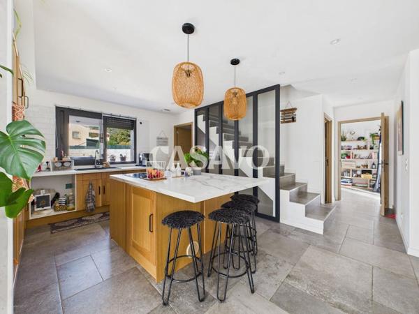 Vente Maison 5 pièces de 175m² - 83720 Trans-en-Provence