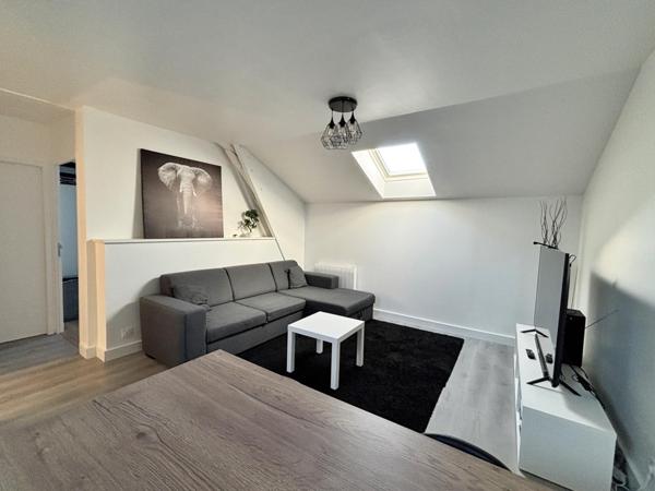 Appartement T2 rénové avec cour à 12 min de Nantes