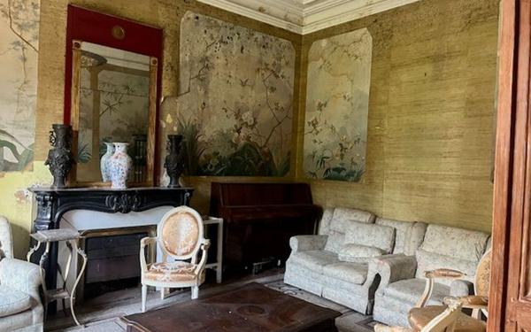 Maison à vendre    8 pièces •  Remoulins