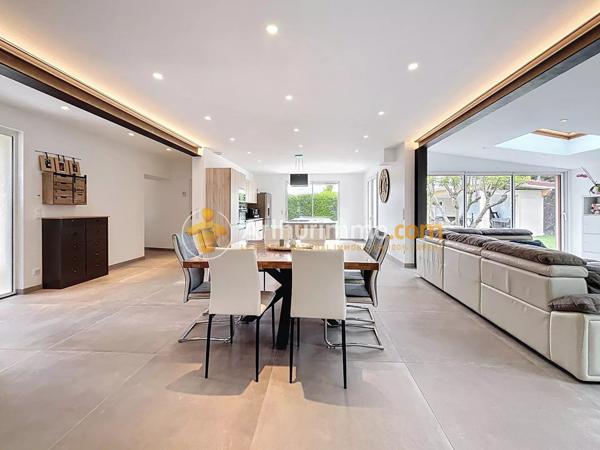 Vente Maison 5 pièces 175 m2 à Bourgoin-Jallieu