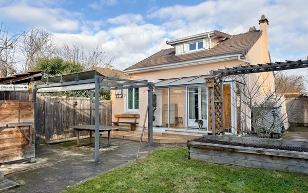 Maison à vendre    4 pièces • 70 m2 Morangis
