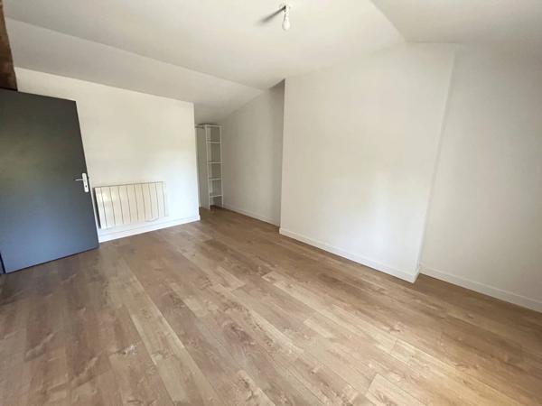 maison en pierres entièrement refaite