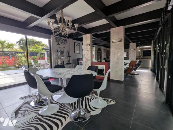 A quelques pas de la promenade du Bord de Mer