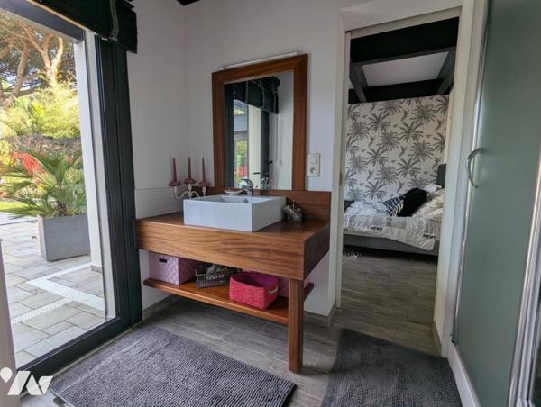 A quelques pas de la promenade du Bord de Mer