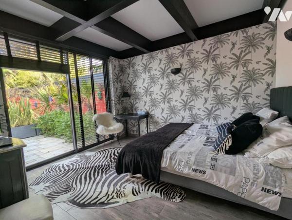 A quelques pas de la promenade du Bord de Mer