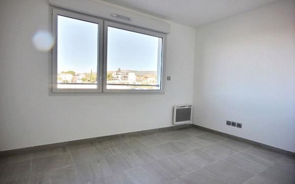 Appartement à louer    2 pièces •  Marseille 13