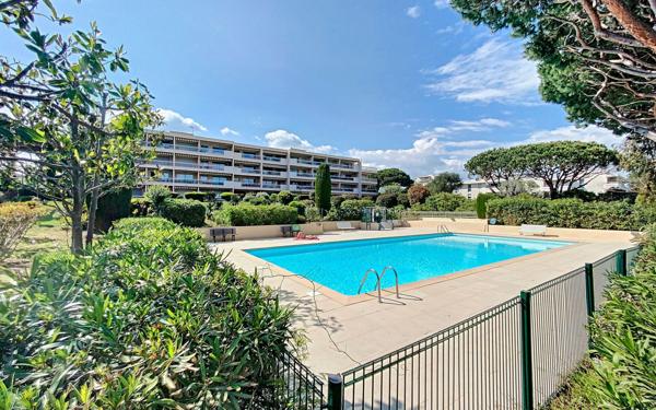 Appartement à louer    2 pièces •  Antibes