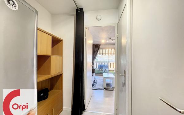 Appartement à louer    2 pièces •  Antibes