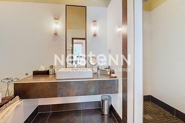 A VENDRE FLAYOSC Propriété 4 chambres 230 m² avec VUE PISCINE GARAGE