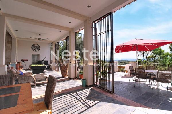 A VENDRE FLAYOSC Propriété 4 chambres 230 m² avec VUE PISCINE GARAGE