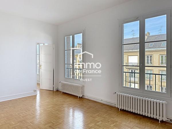 A LOUER LAVAL Appartement T4 de 101m²