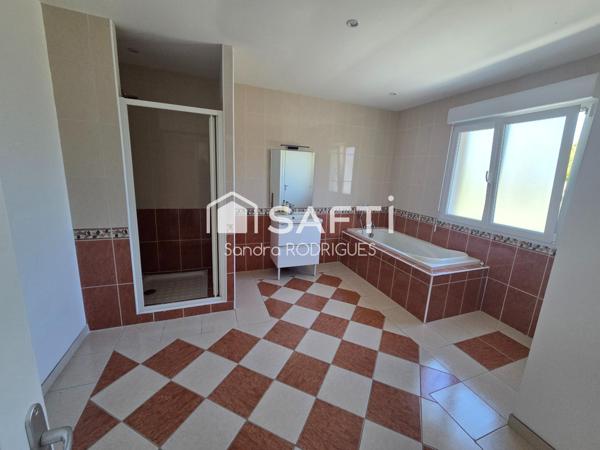 Maison individuelle avec jardin et dépendances proche de toutes commodités, à 2 min de l'axe Saint-Quentin /Laon